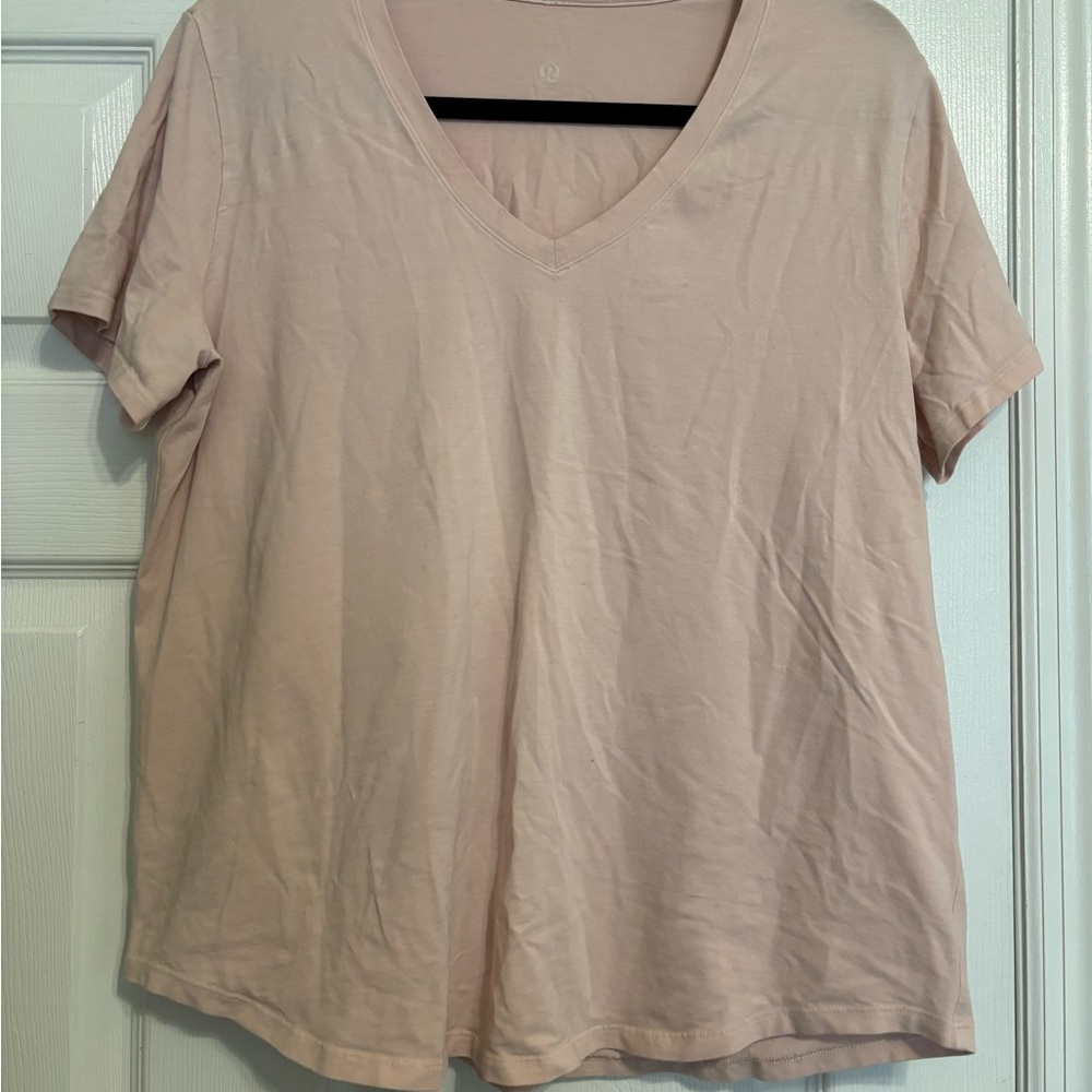 Lululemon Basic Tee Size Large - Picture 3 of 3